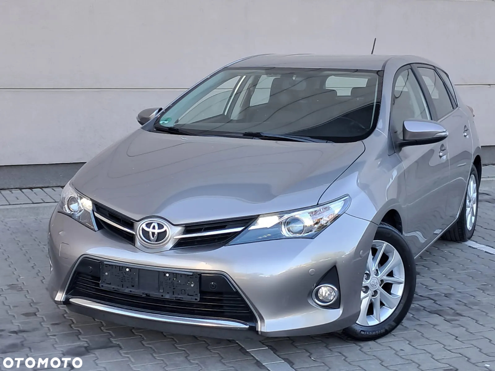 Toyota Auris 1.6 Valvematic START Edition - 13