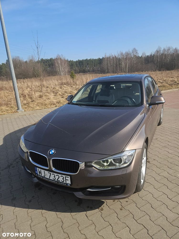 BMW Seria 3 328i xDrive - 1