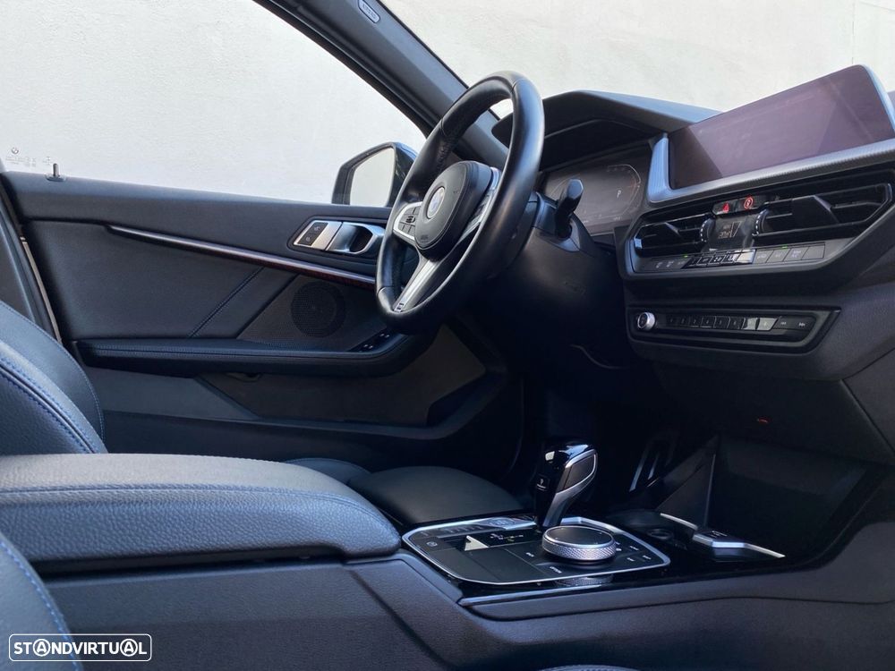 BMW 116 d Pack Desportivo M Auto - 12