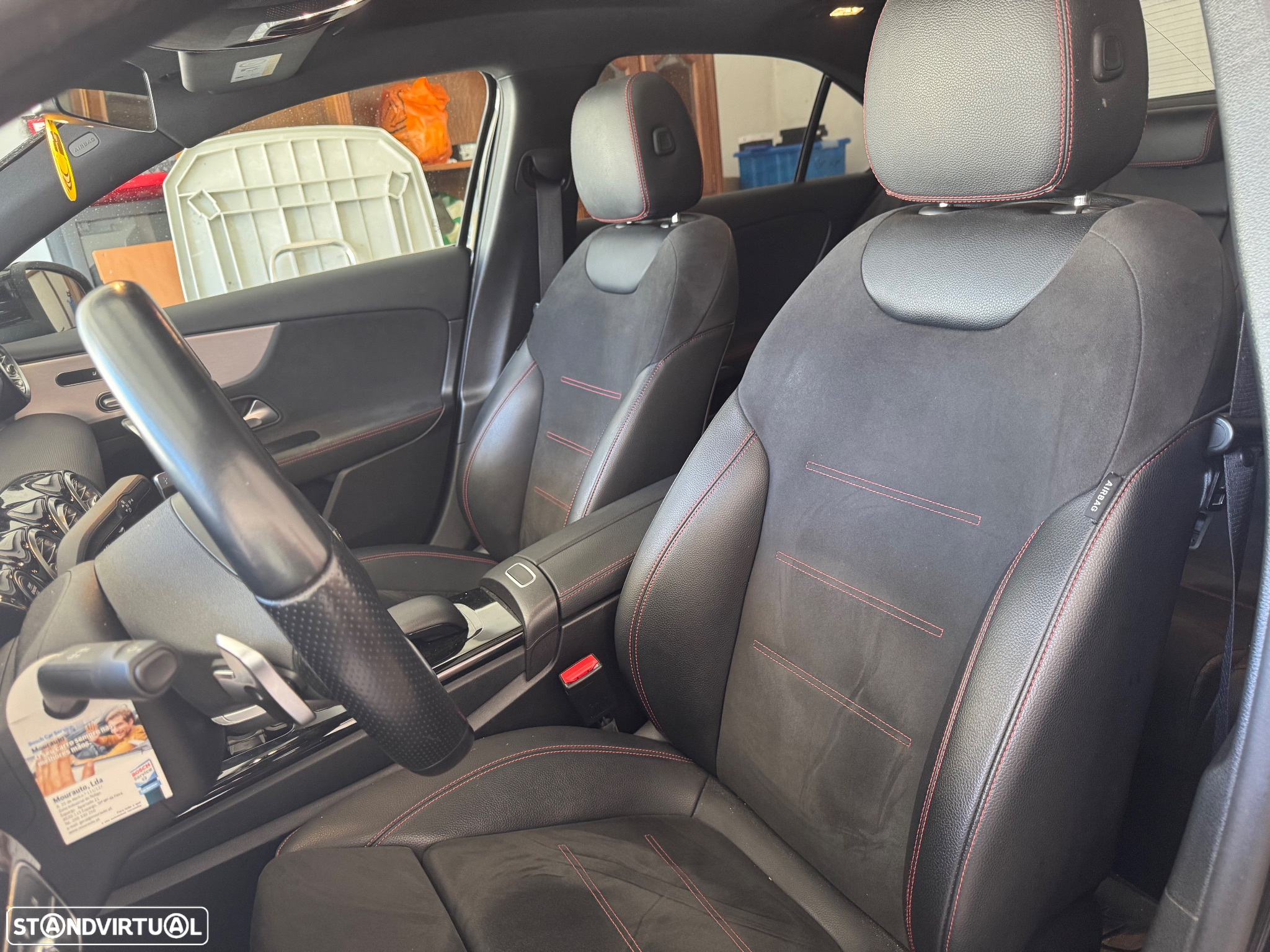 Mercedes-Benz A 250 Limousine e AMG Line - 8