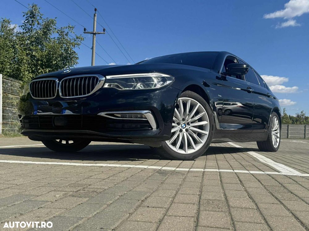 BMW Seria 5 530d xDrive Aut. Luxury Line - 1