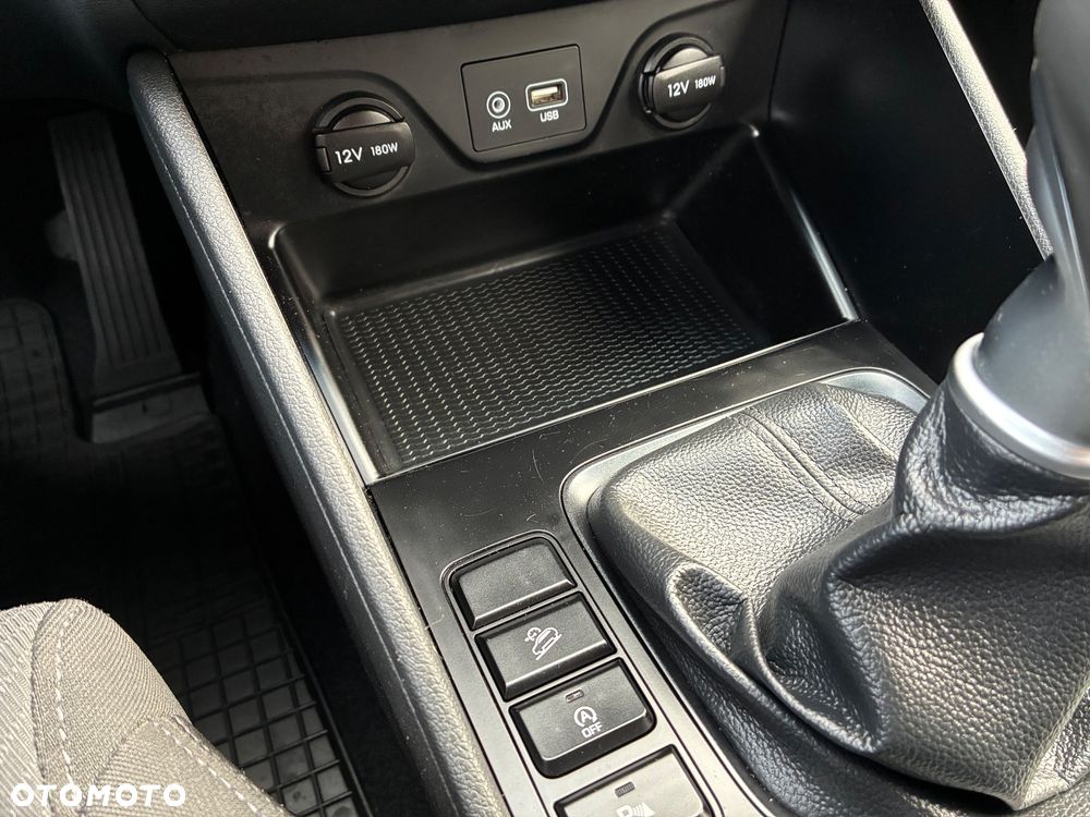 Hyundai Tucson 1.6 GDI BlueDrive Classic 2WD - 17