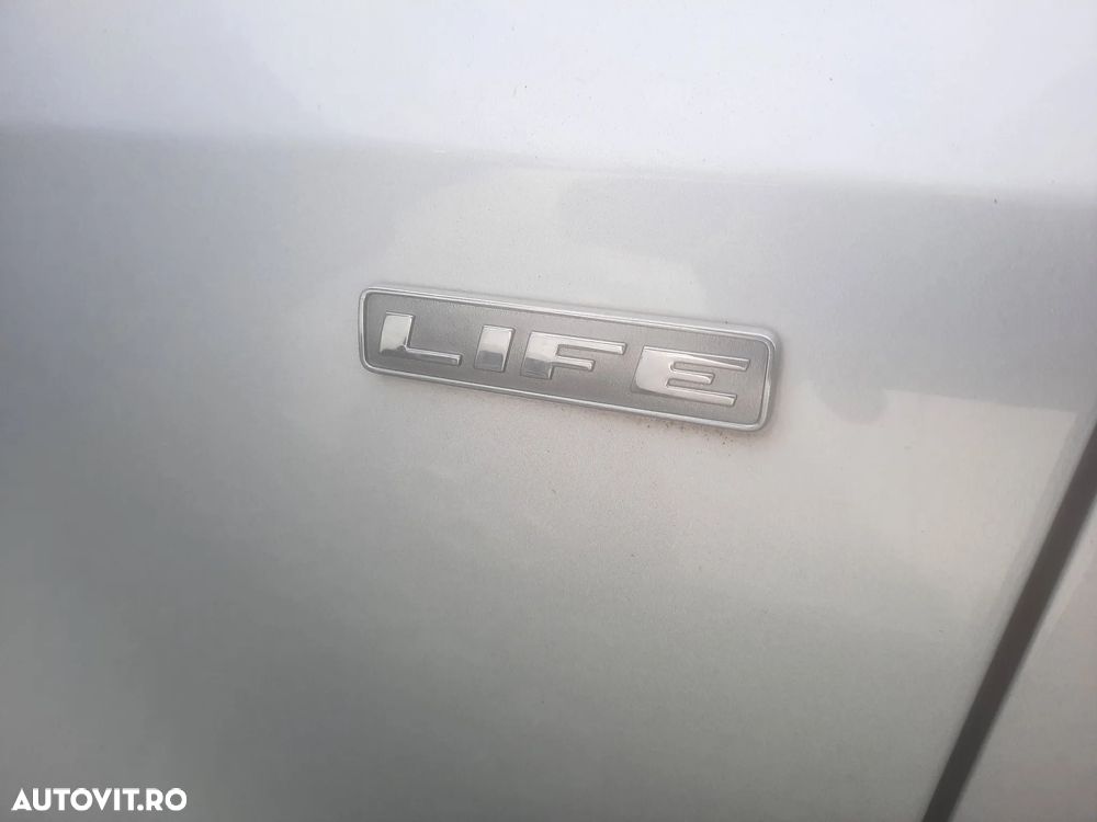 Volkswagen Golf Plus 2.0 TDI DPF Life - 12