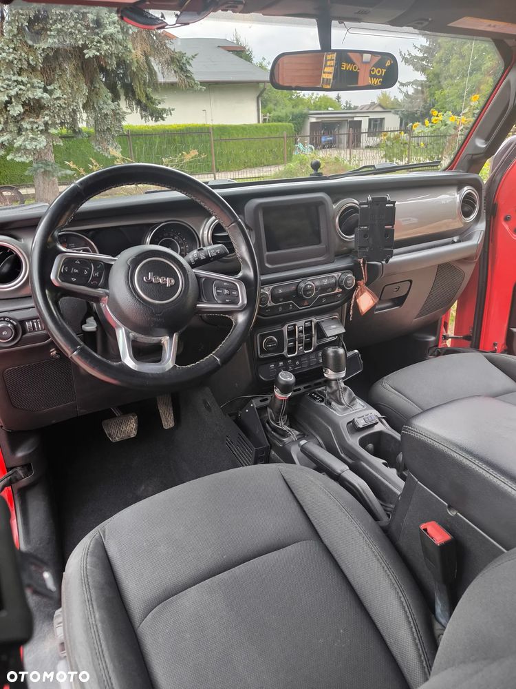 Jeep Wrangler - 2
