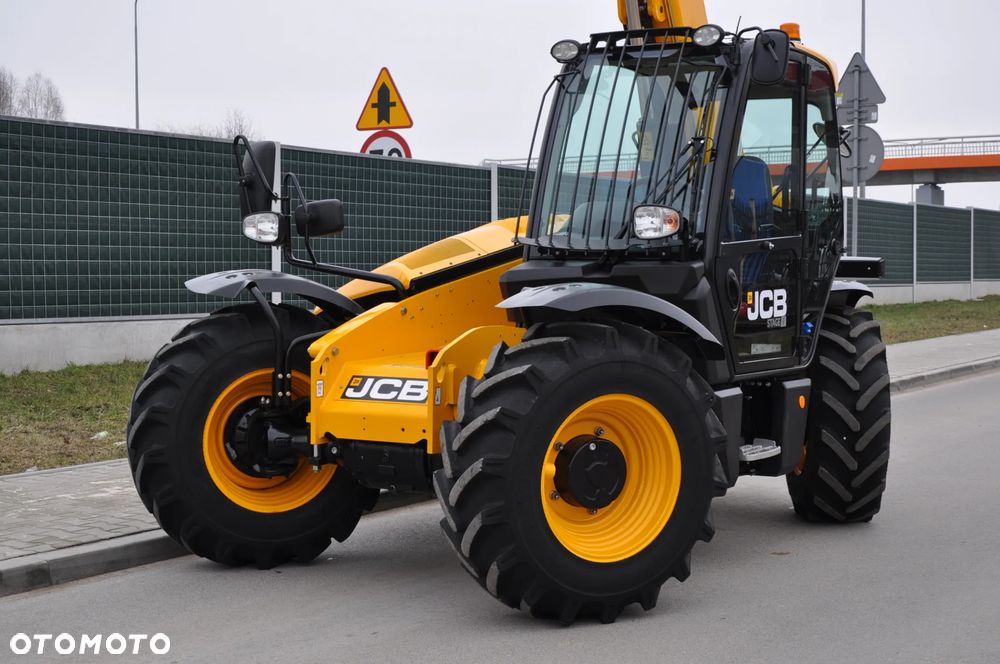 JCB 535-95 ŁADOWARKA TELESKOPOWA STAGE V 109 KM Mało MTG 572 Udźwig 3500 kg WYSOKOŚĆ ZAŁADUNKU 9,5 m Jak Nowa Klimatyzacja Widły do palet Szybkozłącze hydrauliczne - 5