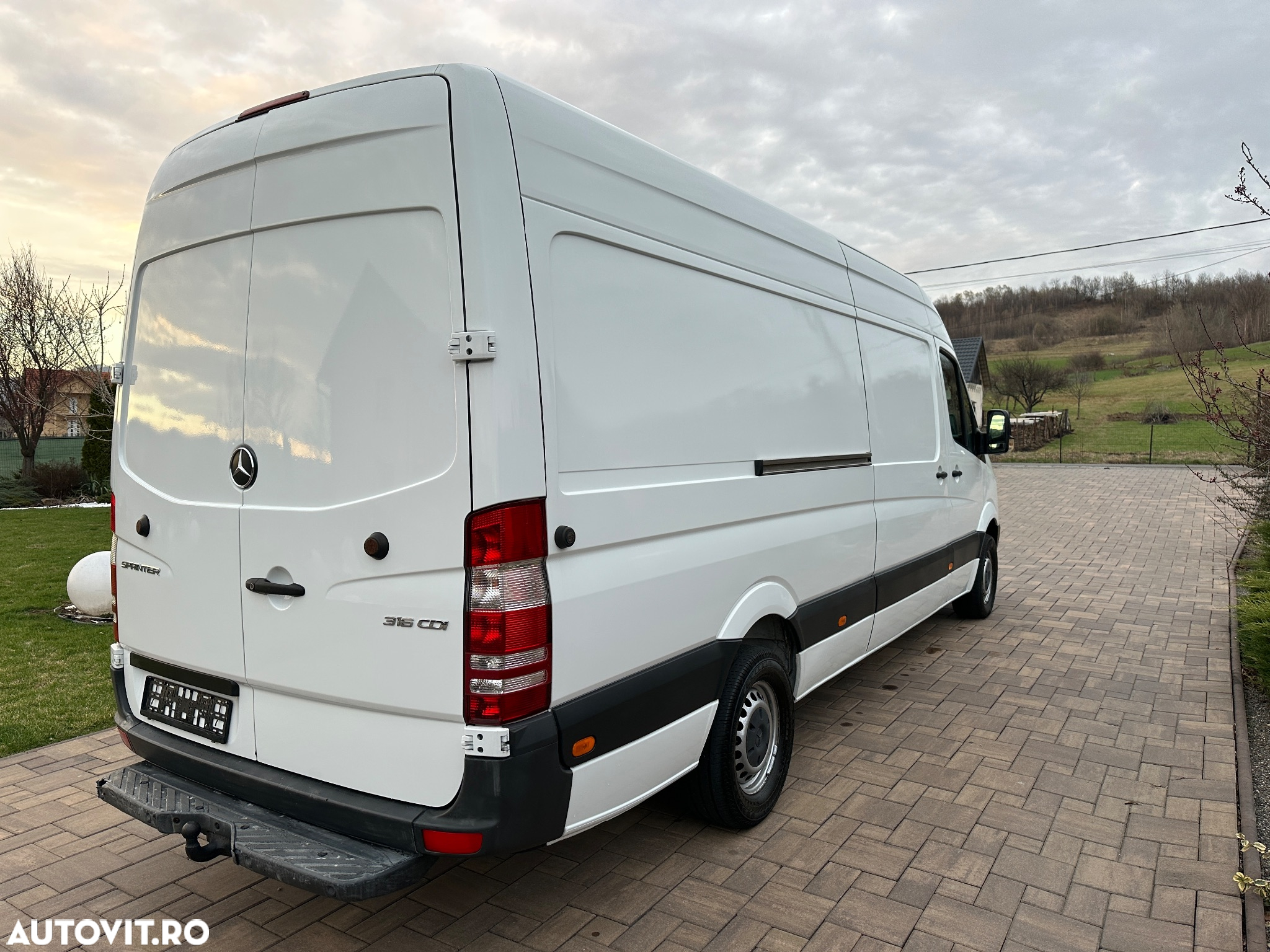 Mercedes-Benz Sprinter 316 Maxi - 3
