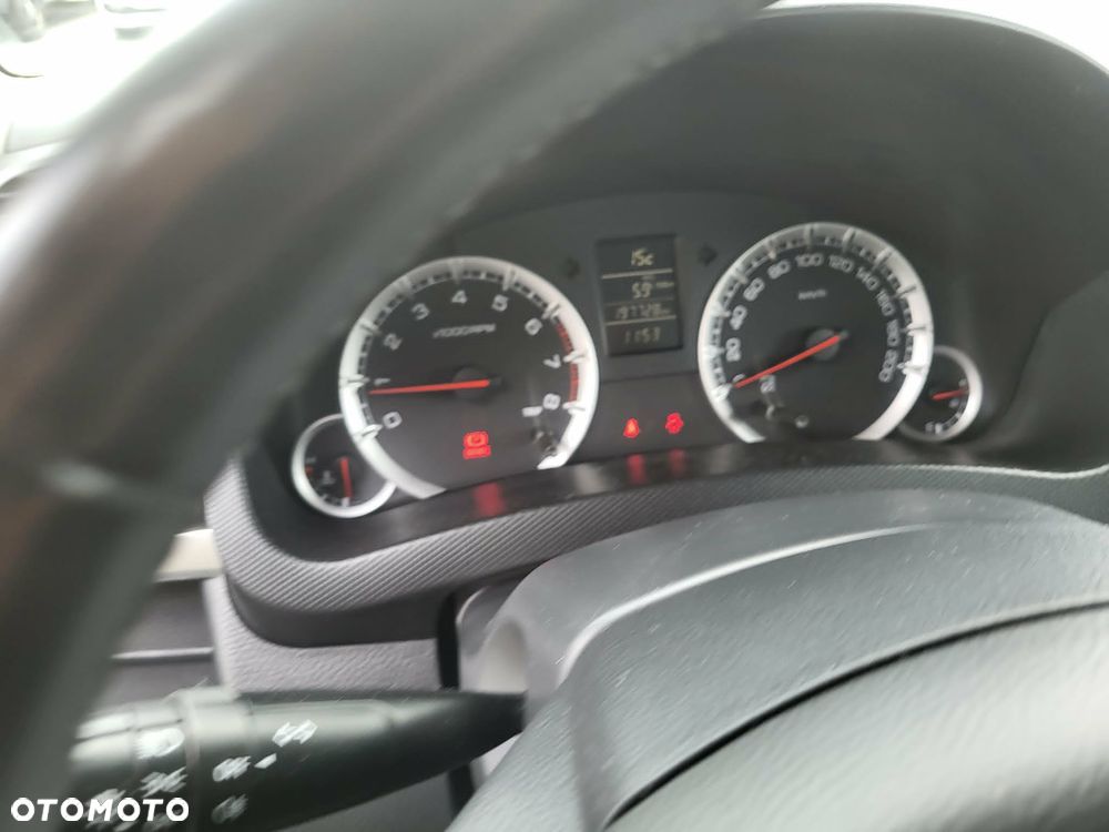Suzuki Swift - 8