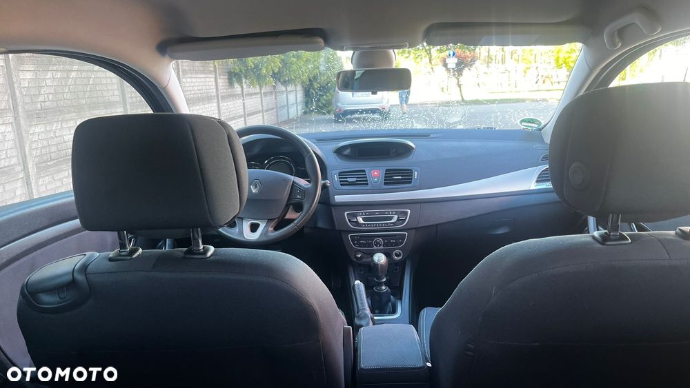 Renault Megane TCe 180 Dynamique - 11