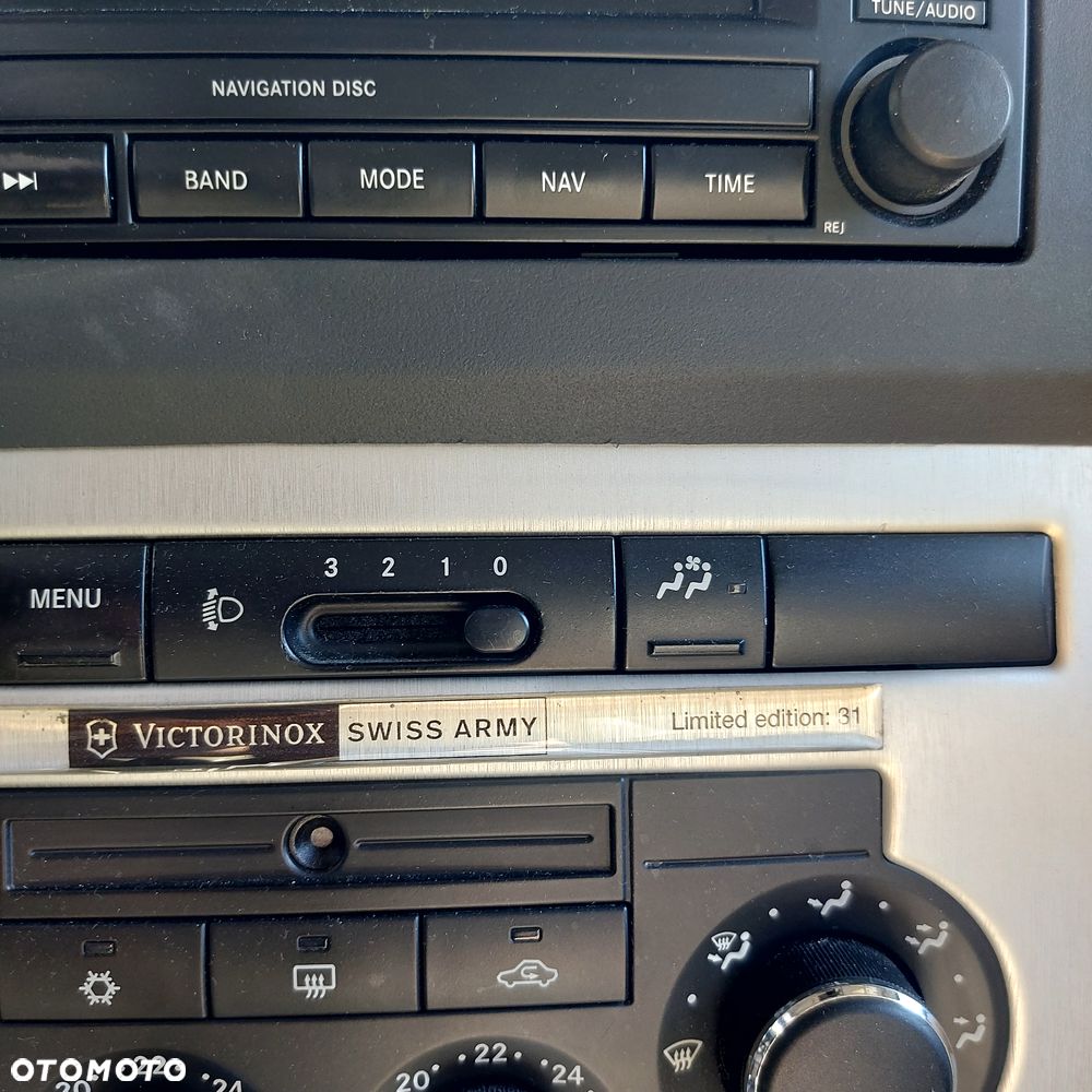 Jeep Commander 3.0 CRD DPF Automatik Limited - 12