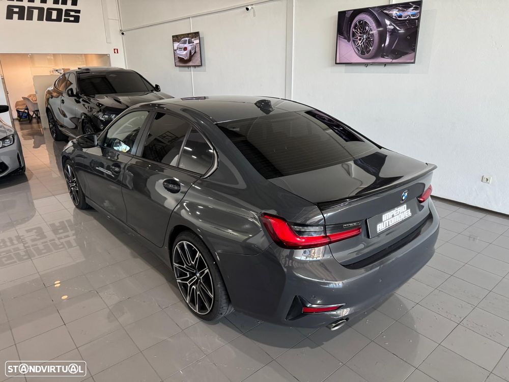 BMW 320 d Auto - 12