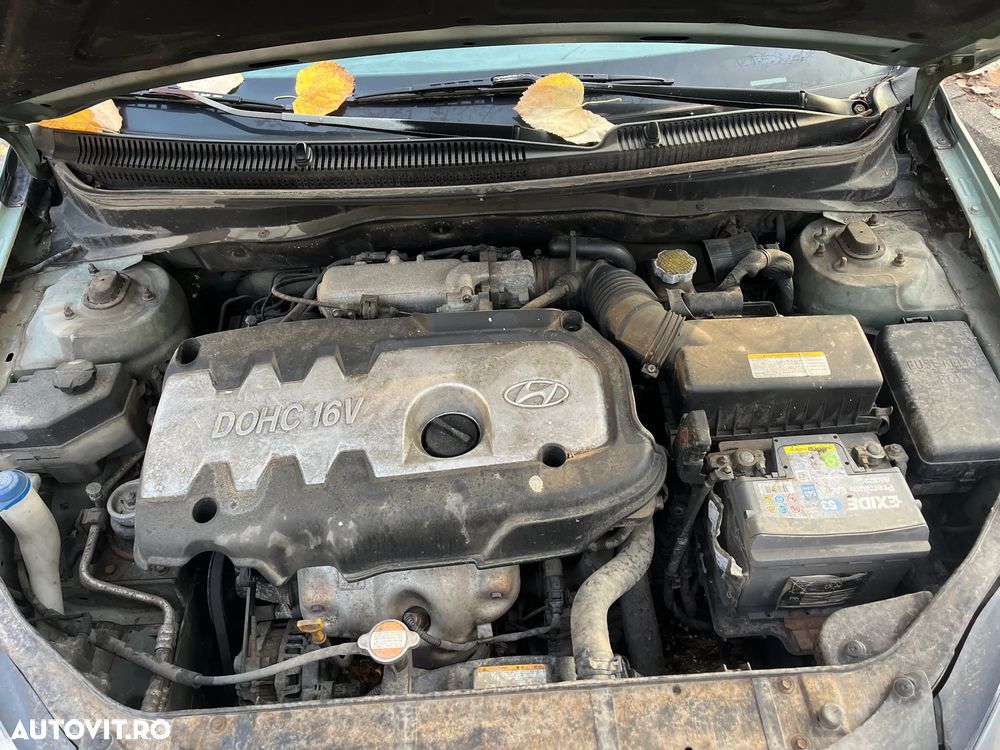 Dezmembrez Hyundai Accent 3 benzina verde 2007 - 4