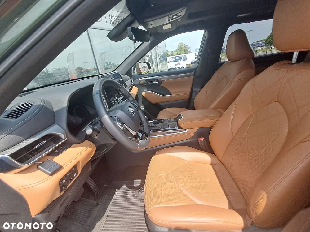 Toyota Highlander - 6