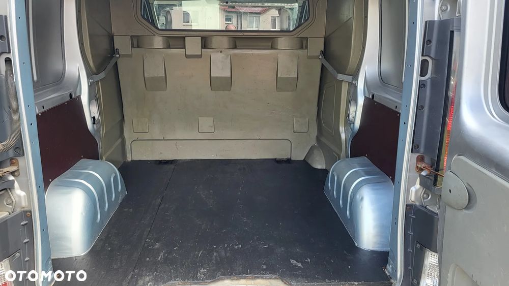 Opel Vivaro - 6