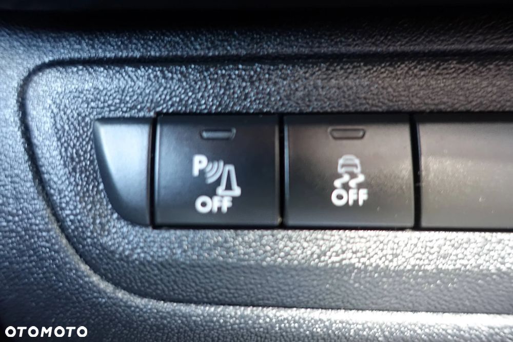 Peugeot 208 82 PureTech Style - 25