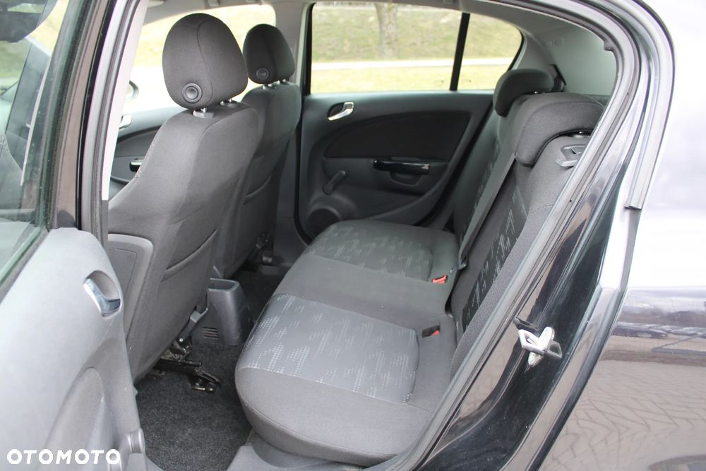 Opel Corsa - 21