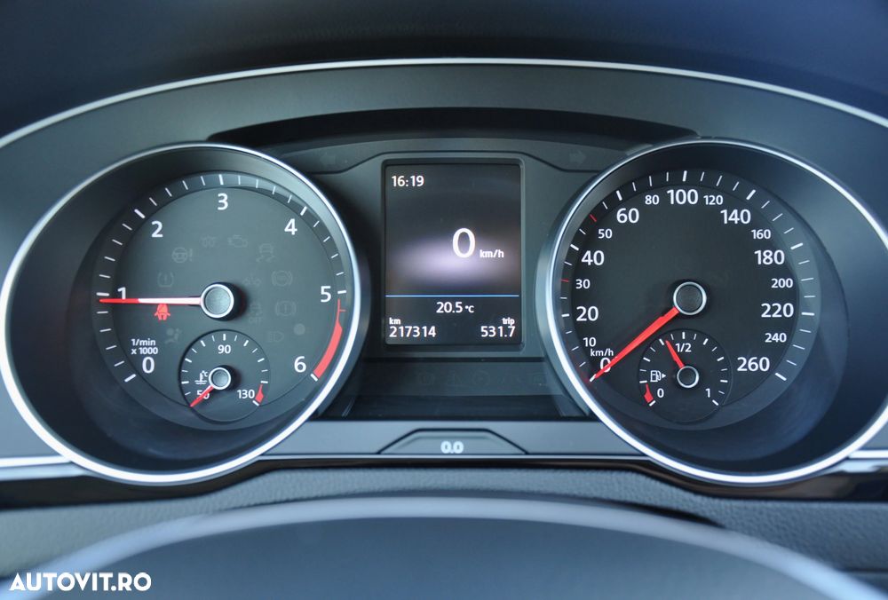 Volkswagen Passat 2.0 TDI (BlueMotion Technology) Trendline - 24