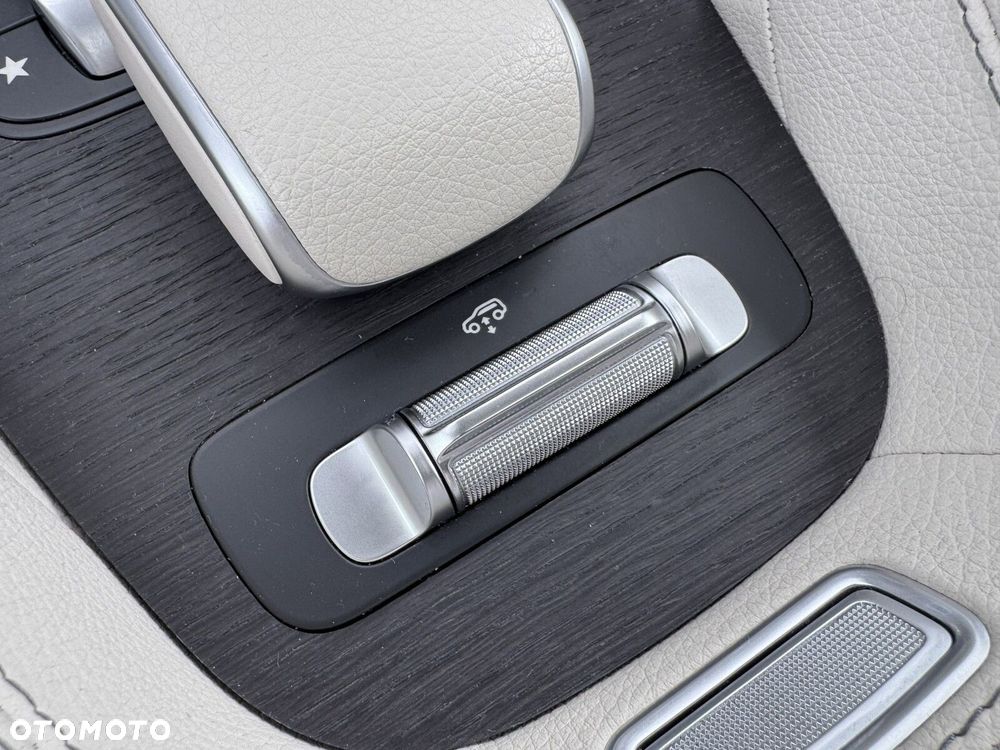 Mercedes-Benz GLE 300 d 4-Matic - 35