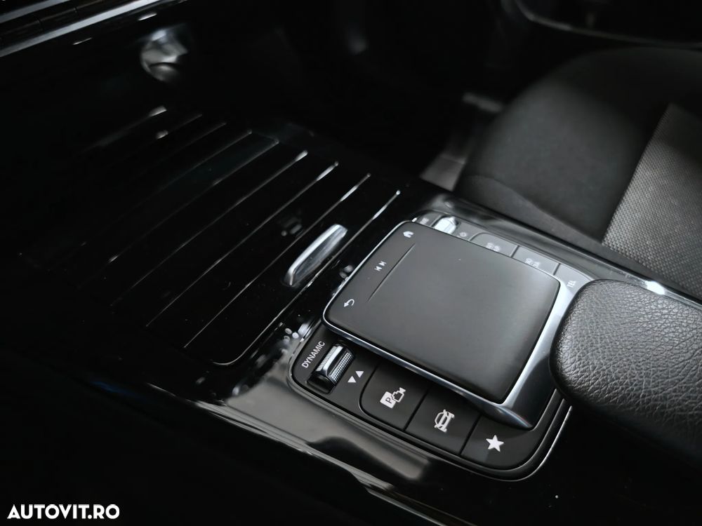 Mercedes-Benz CLA 200 d 8G-DCT - 27