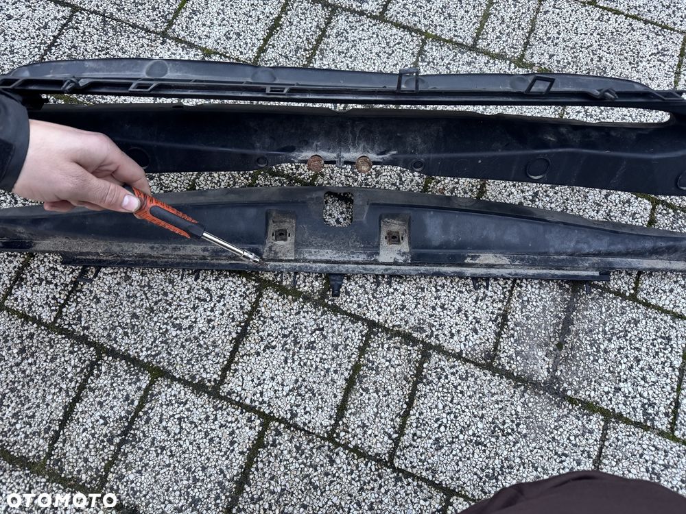TESLA S 85D 13-16 KIEROWNICA POWIETRZA WLOT POD RADAR 1038208-00-B - 3