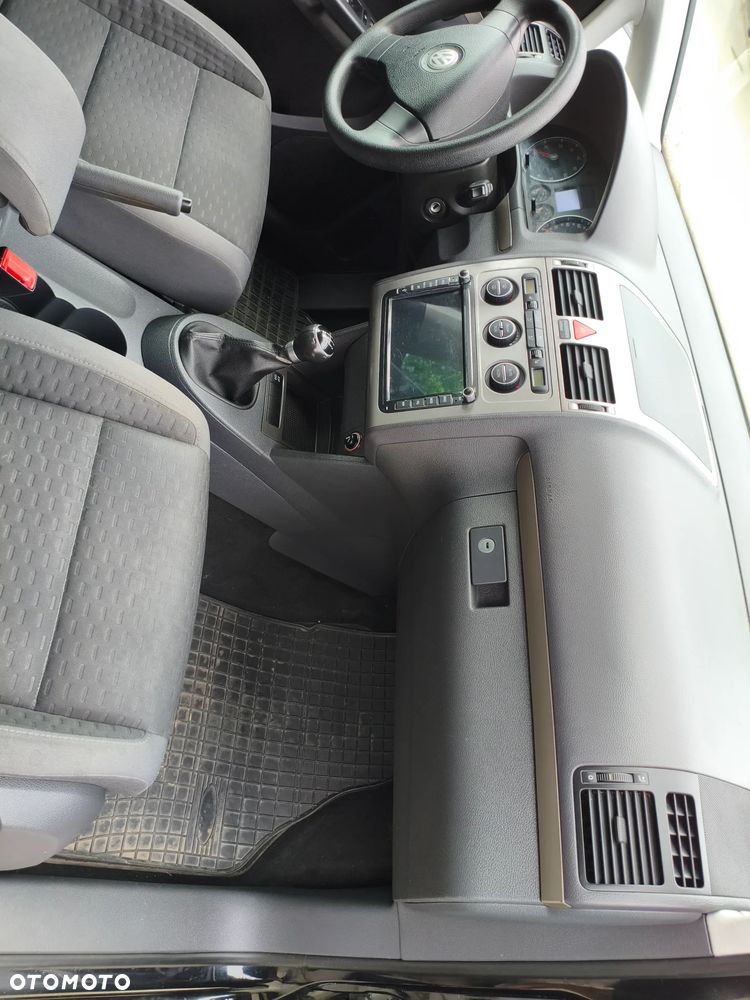 Volkswagen Touran 1.6 Trendline - 13
