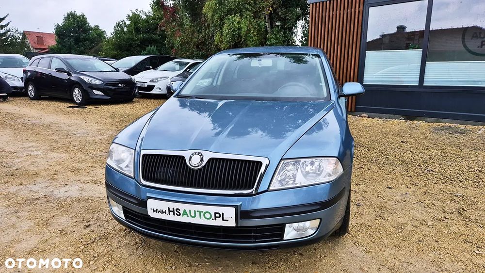 Skoda Octavia 1.6 Family Plus - 4