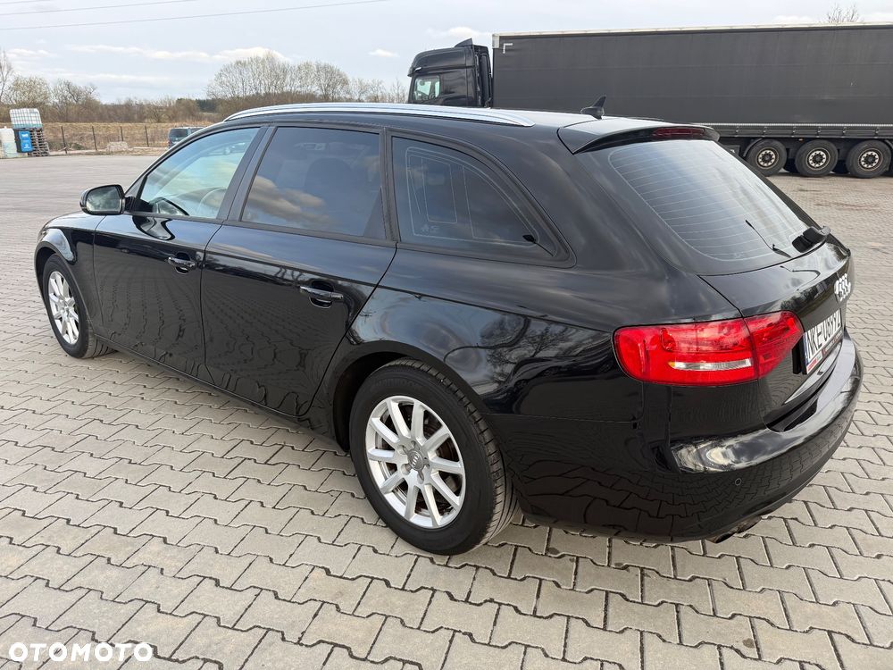 Audi A4 Avant 2.0 TDI Limited Edition - 5