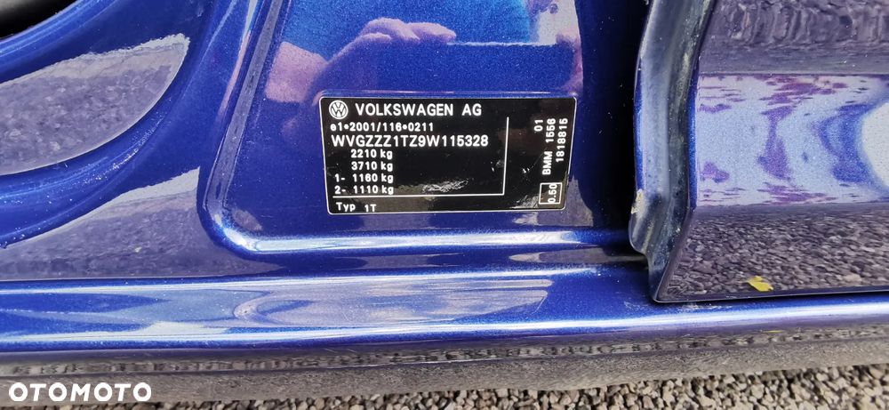 Volkswagen Touran 2.0 TDI Highline - 22