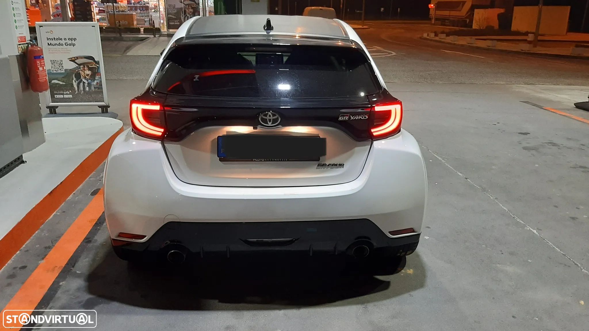 Toyota Yaris - 1