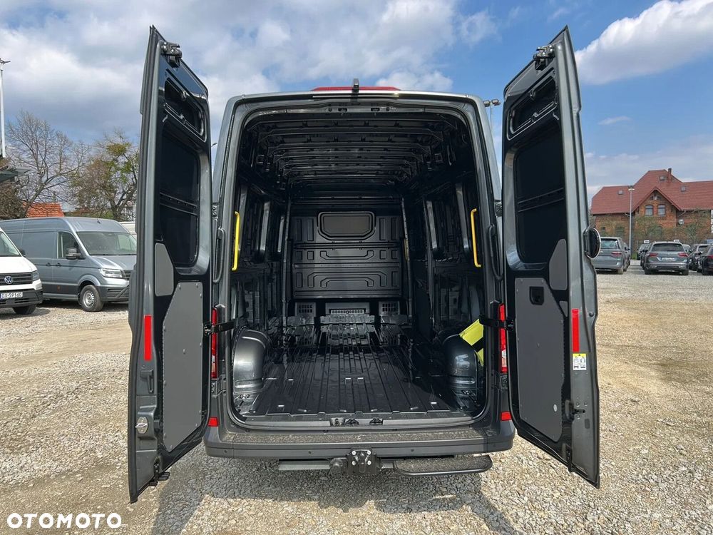 Volkswagen Crafter 35 AUTOMAT/Fugron L4H3, 2.0 BiTDI 177 KM, Wysoki dach, r. o. 4490mm - 11