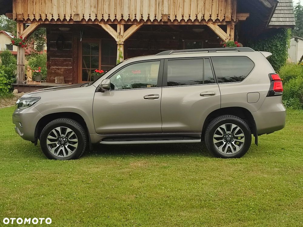 Toyota Land Cruiser LC 2.8 D-4D Prestige - 4