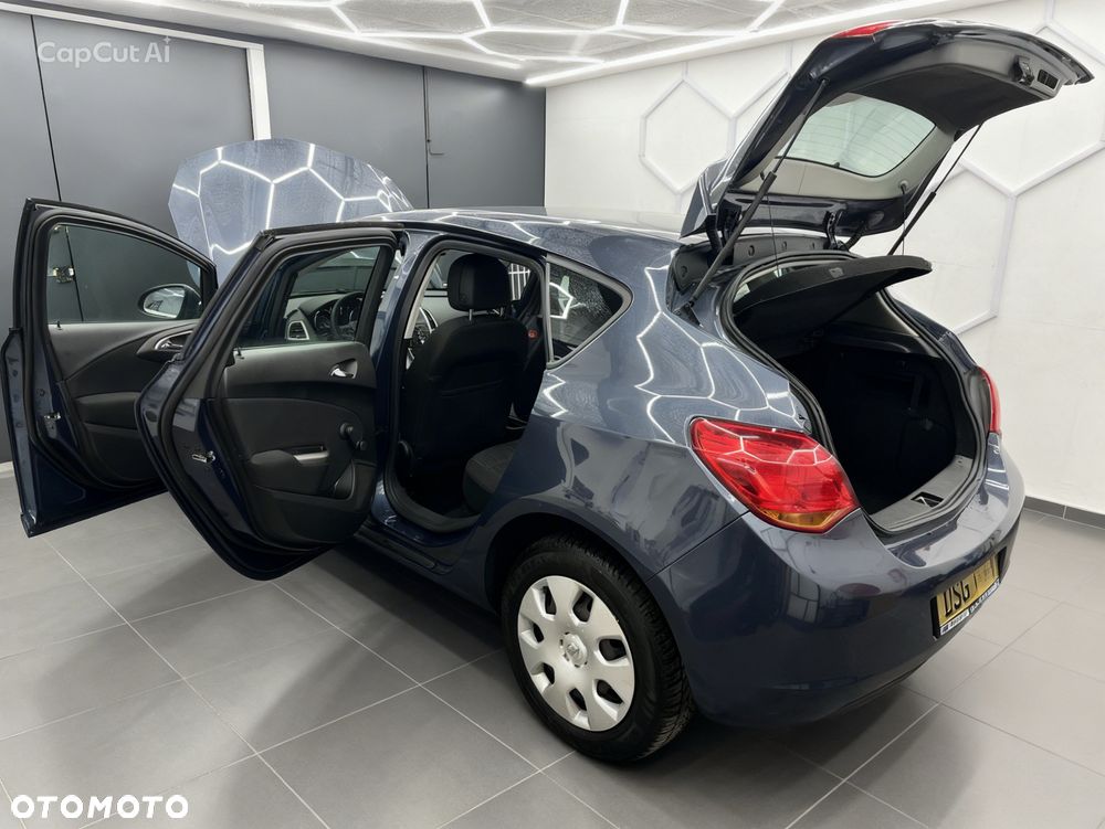 Opel Astra - 33