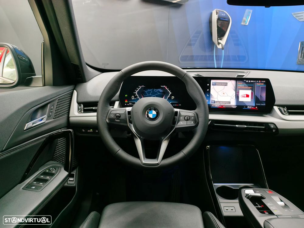 BMW X1 sDrive18d Aut. Sport Line - 2