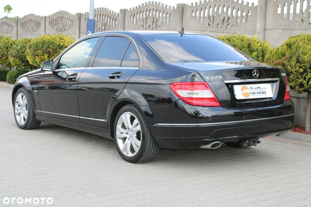 Mercedes-Benz Klasa C 220 (BlueTEC) d 7G-TRONIC Exclusive - 40