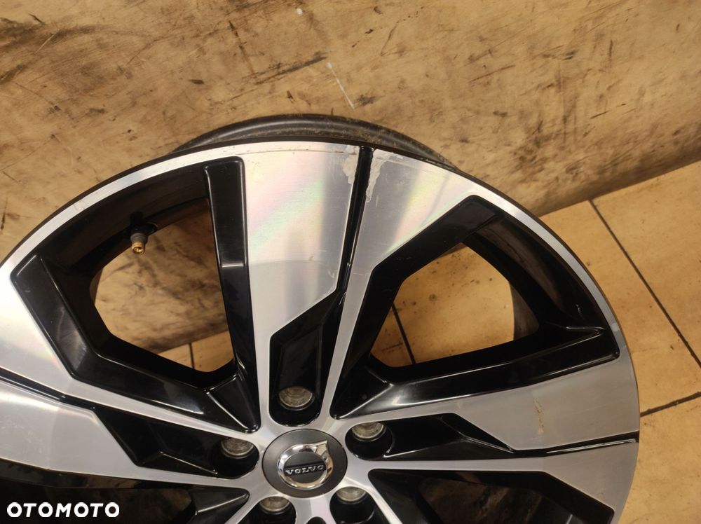 felga aluminiowa alus volvo v60 ii 2 cross country - 2