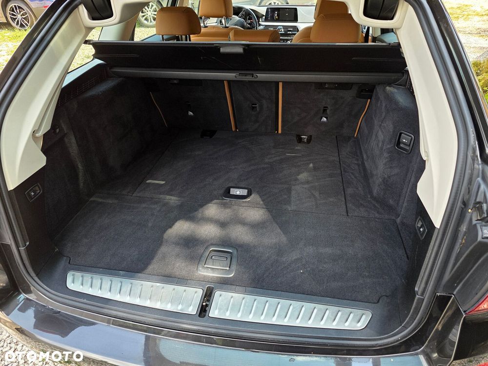 BMW Seria 5 - 17