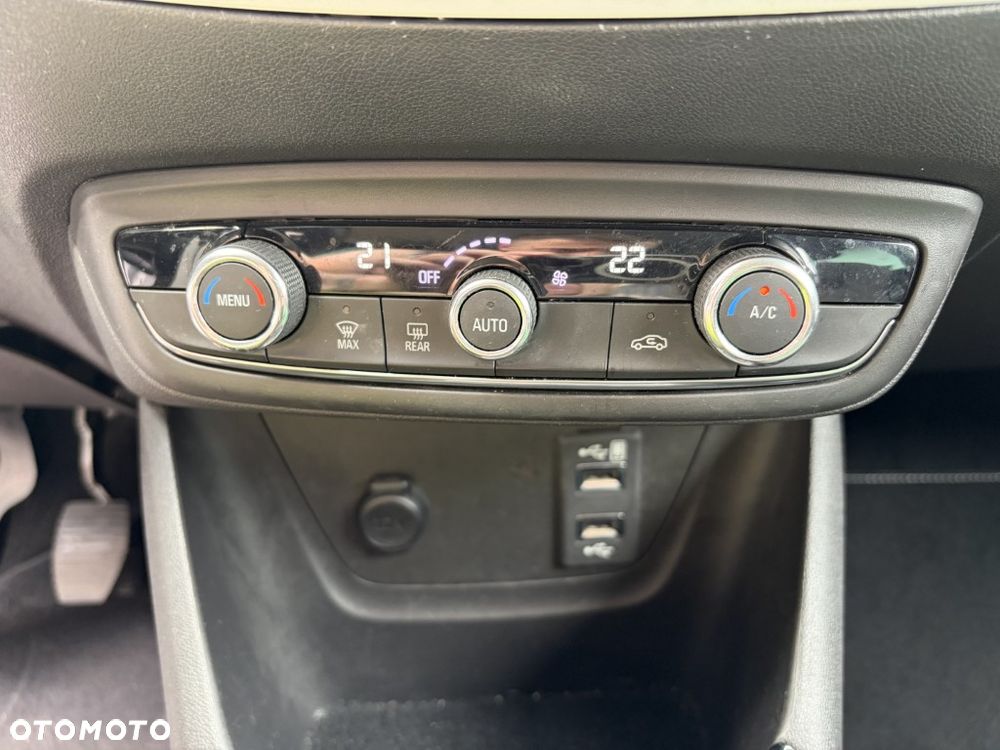 Opel Crossland X - 28
