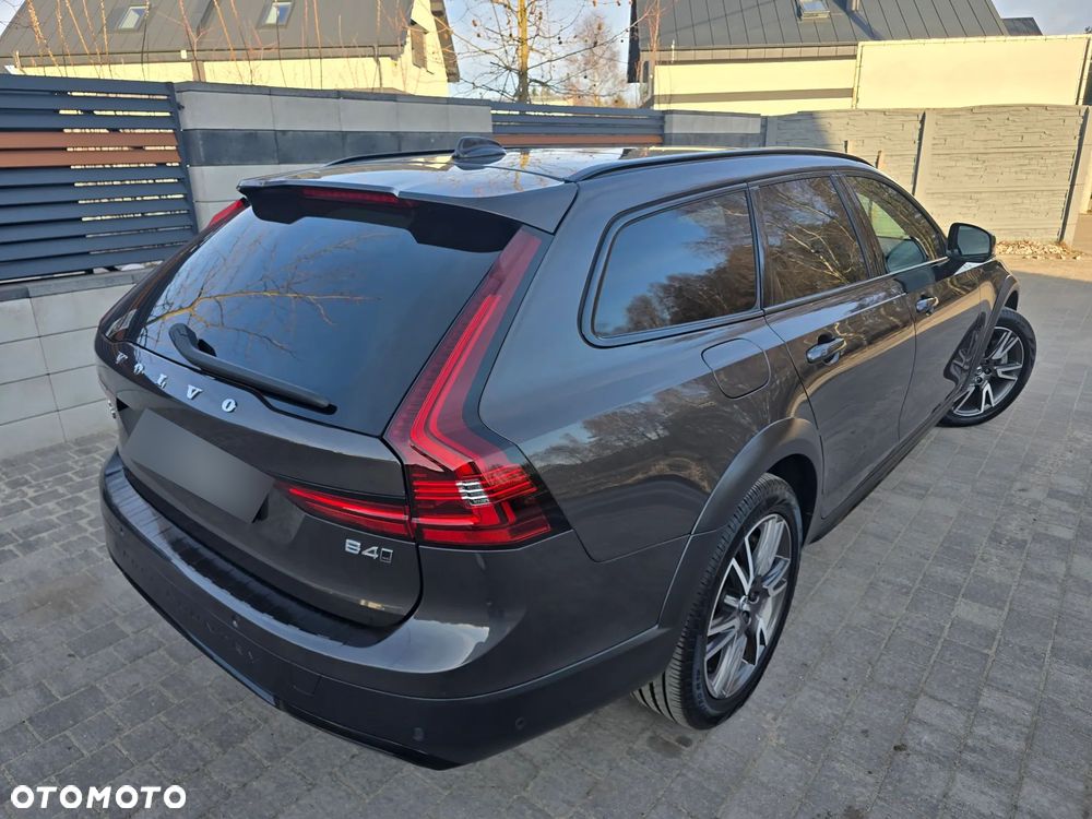 Volvo V90 Cross Country B4 D AWD Ultimate - 7