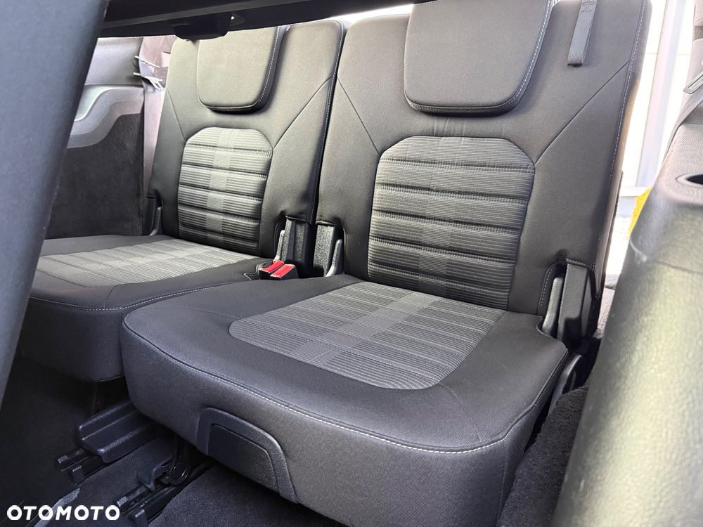 Ford Galaxy - 31