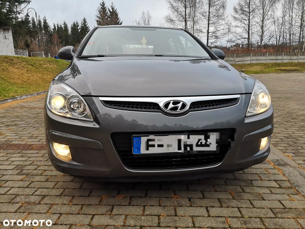 Hyundai i30 ver-1-6-classic - 9