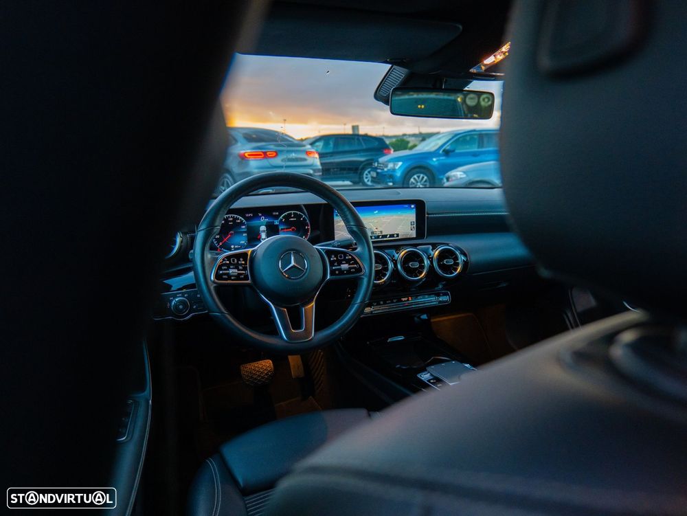 Mercedes-Benz CLA 180 d Progressive Aut. - 24