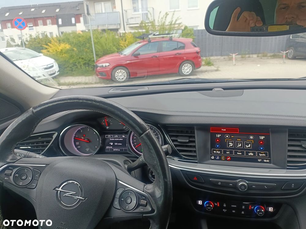 Opel Insignia 1.6 CDTI Enjoy S&S - 9