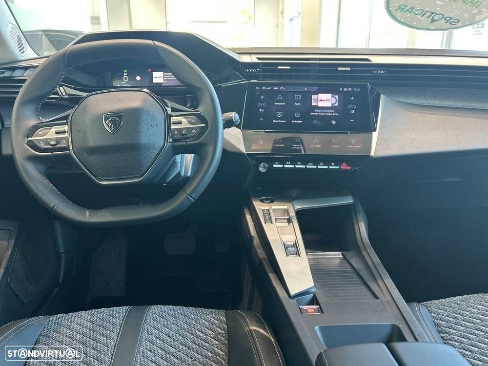 Peugeot 308 - 8