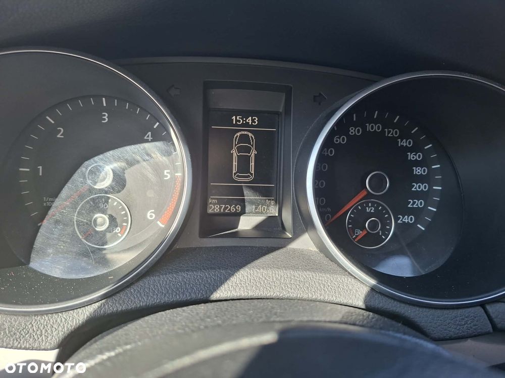 Volkswagen Golf 1.6 TDI Trendline - 15