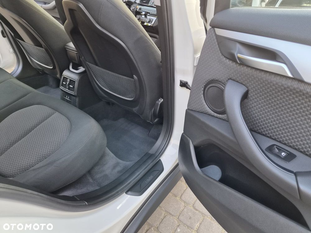 BMW X1 - 17