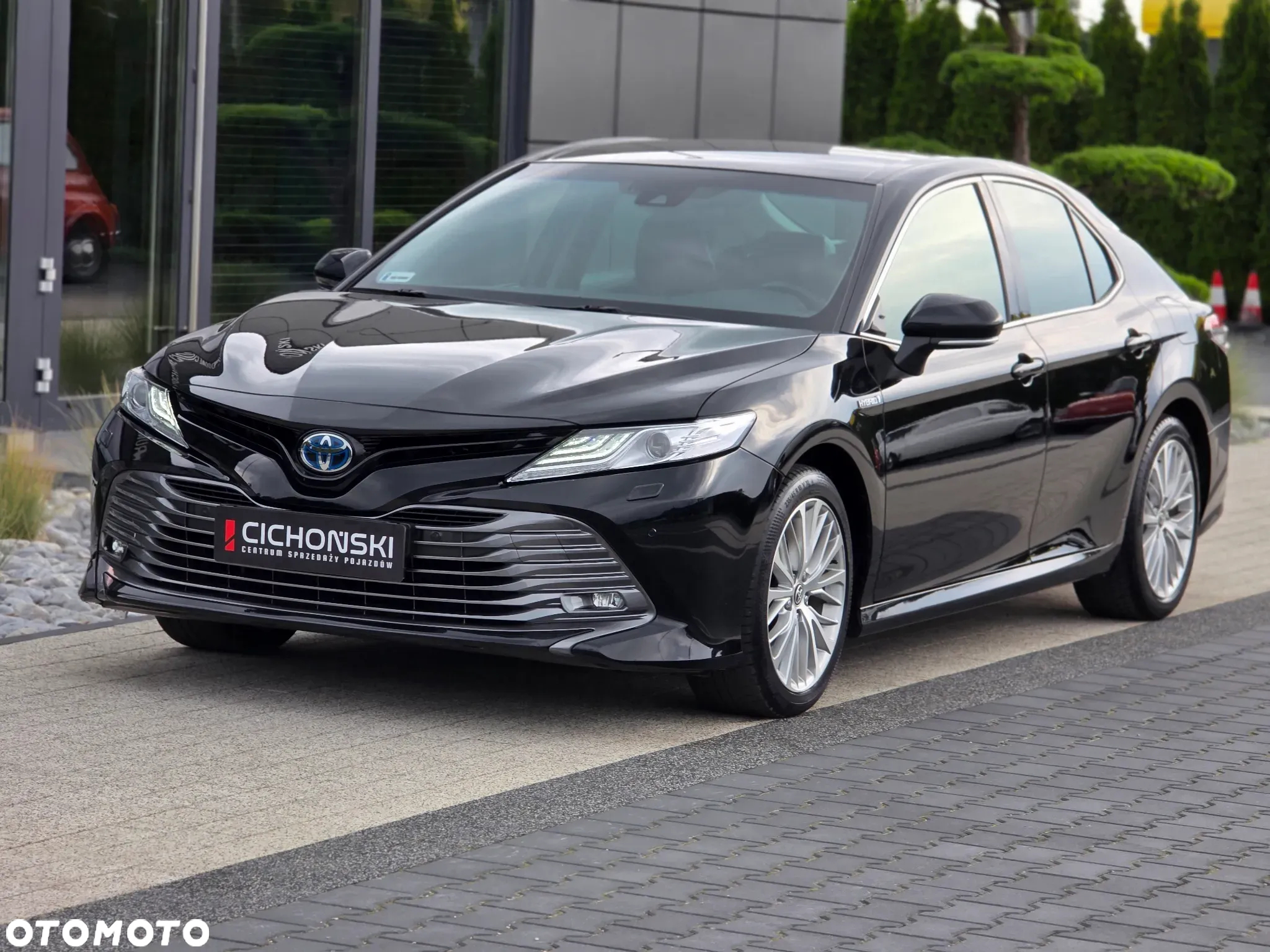Toyota Camry 2.5 Hybrid Executive CVT - 35