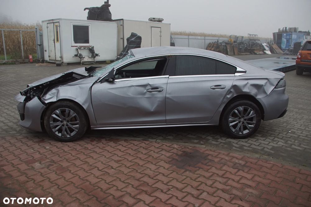 Auto na części - Peugeot 508 II 1.6 PureTech 180 KM 5G06 AWF8G30 KCA 2020R Silnik Skrzynia Drzwi Błotnik Klapa Zderzak Lampa Szyba Deska Kokpit Sterownik Moduł Czujnik Licznik Wyświetlacz Kierownica Panel - 8