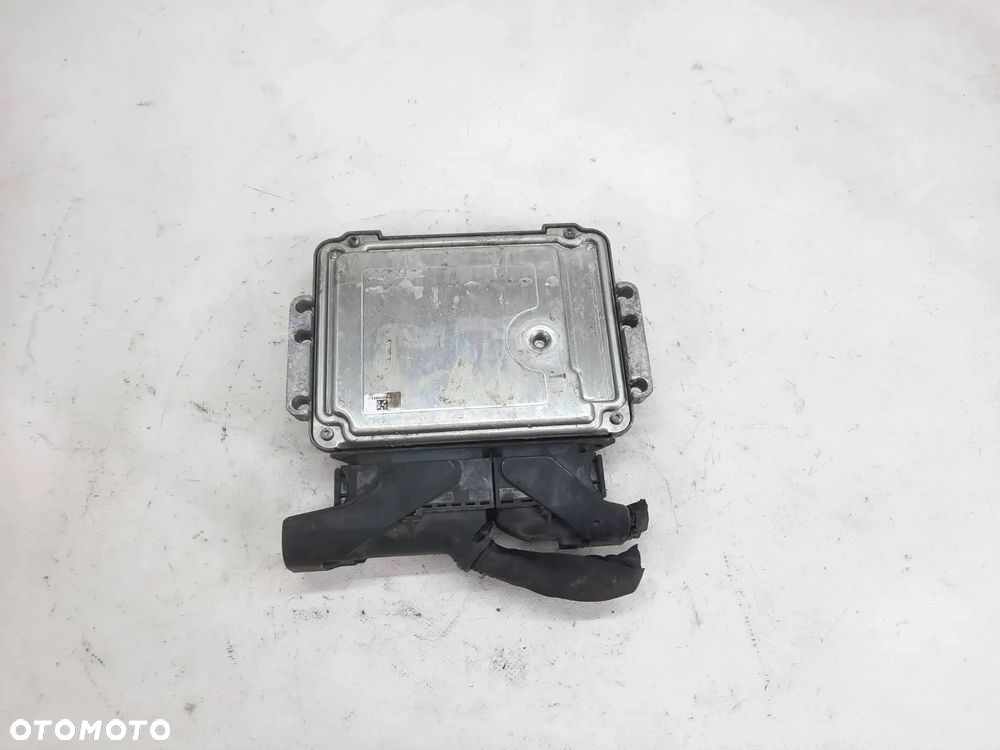 KOMPUTER STEROWNIK SILNIKA 39111-2A952 KIA CEED II 1.6 CRDI - 4