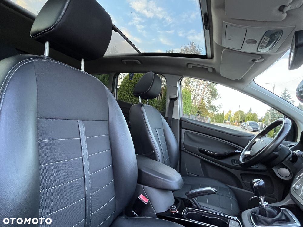 Ford Kuga 2.0 TDCi 4x4 Titanium - 15