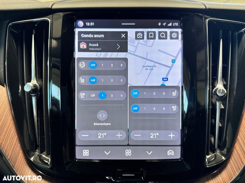 Volvo XC 60 B5 AT AWD MHEV Ultra Black Edition - 10