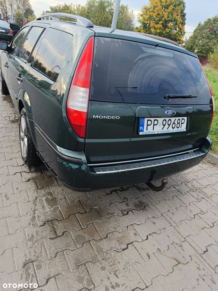 Ford Mondeo 1.8 Ambiente - 4